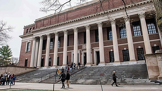 Harvard sopesa pagar 500 millones de dólares para cerrar la disputa con Trump
