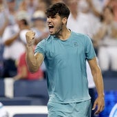 Alcaraz celebra su pase a cuartos de final de Cincinnati.