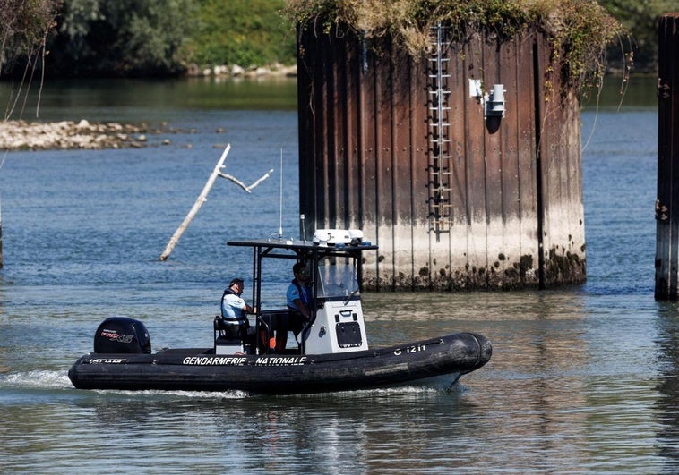 Misterio en el Sena: hallan cuatro cadáveres cerca de París