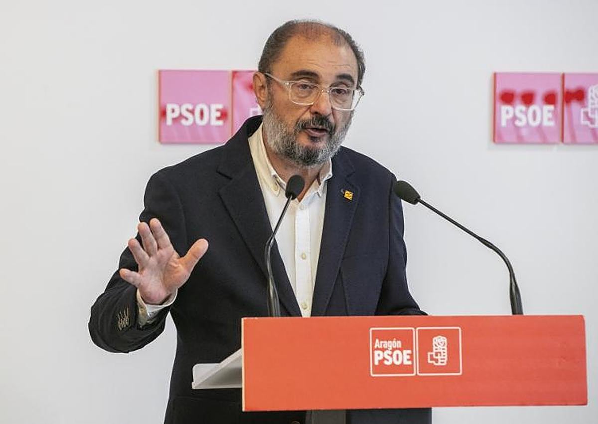 Imagen secundaria 1 - Muere Javier Lambán, el expresidente aragonés que se opuso a Sánchez