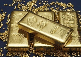 Lingotes de oro fabricados por la planta de Oegussa en Viena