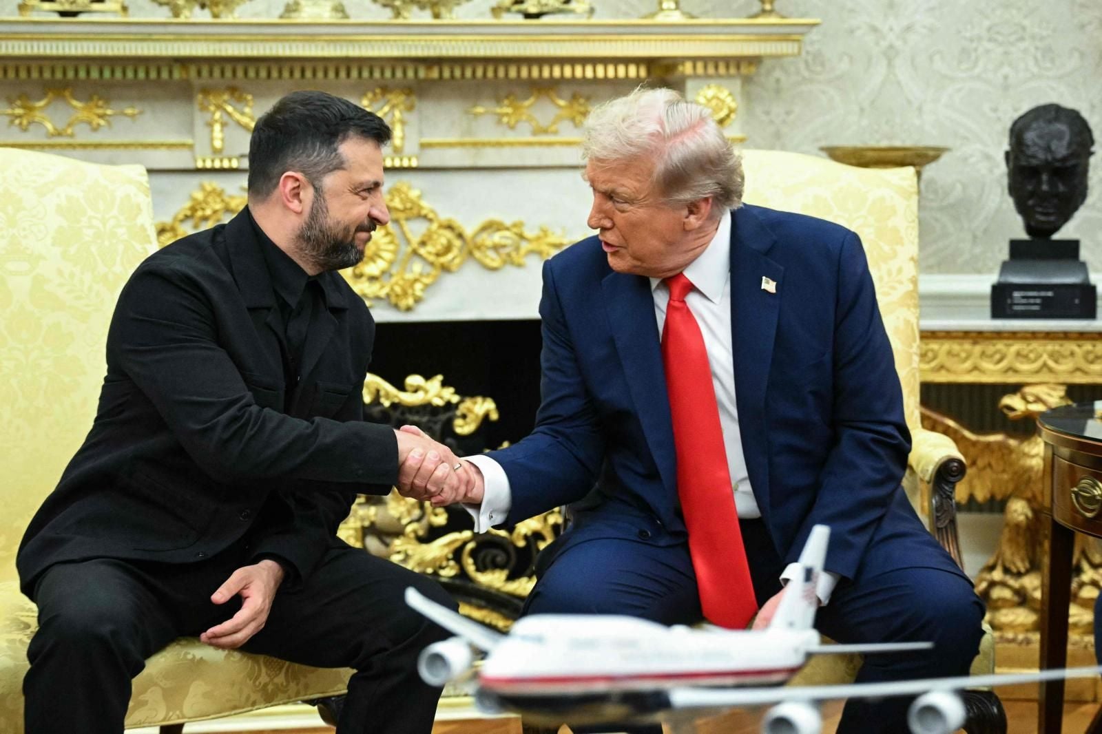 El encuentro entre Zelenski, Trump y líderes europeos en imágenes