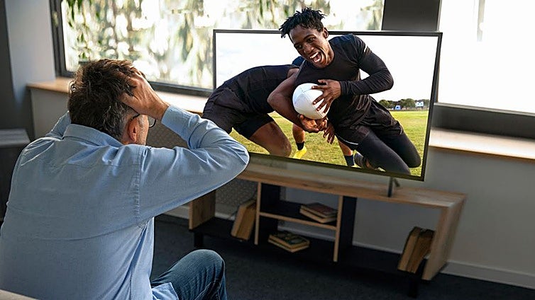 En agosto vuelve al fútbol en 4K: Samsung te lo pone en bandeja con su nueva promo