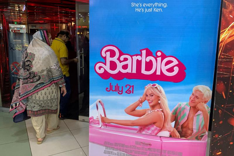 Je vous salue Barbie