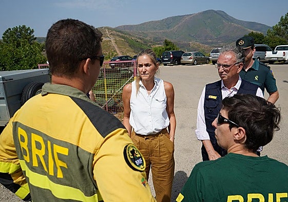 La ministra Aagesen visita a la BRIF en Pinofranqueado (Cáceres).