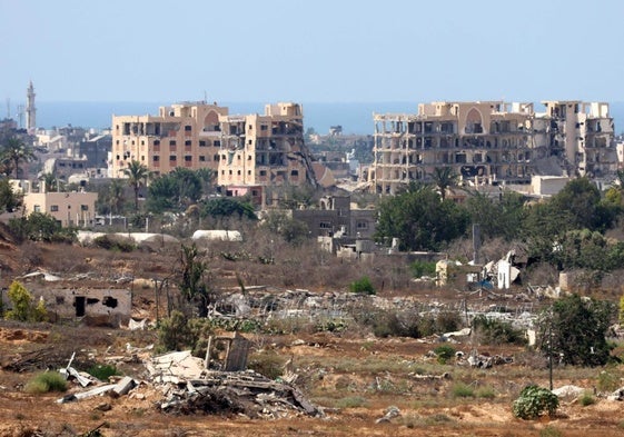 Imagen de Ciudad de Gaza desde la frontera israelí.