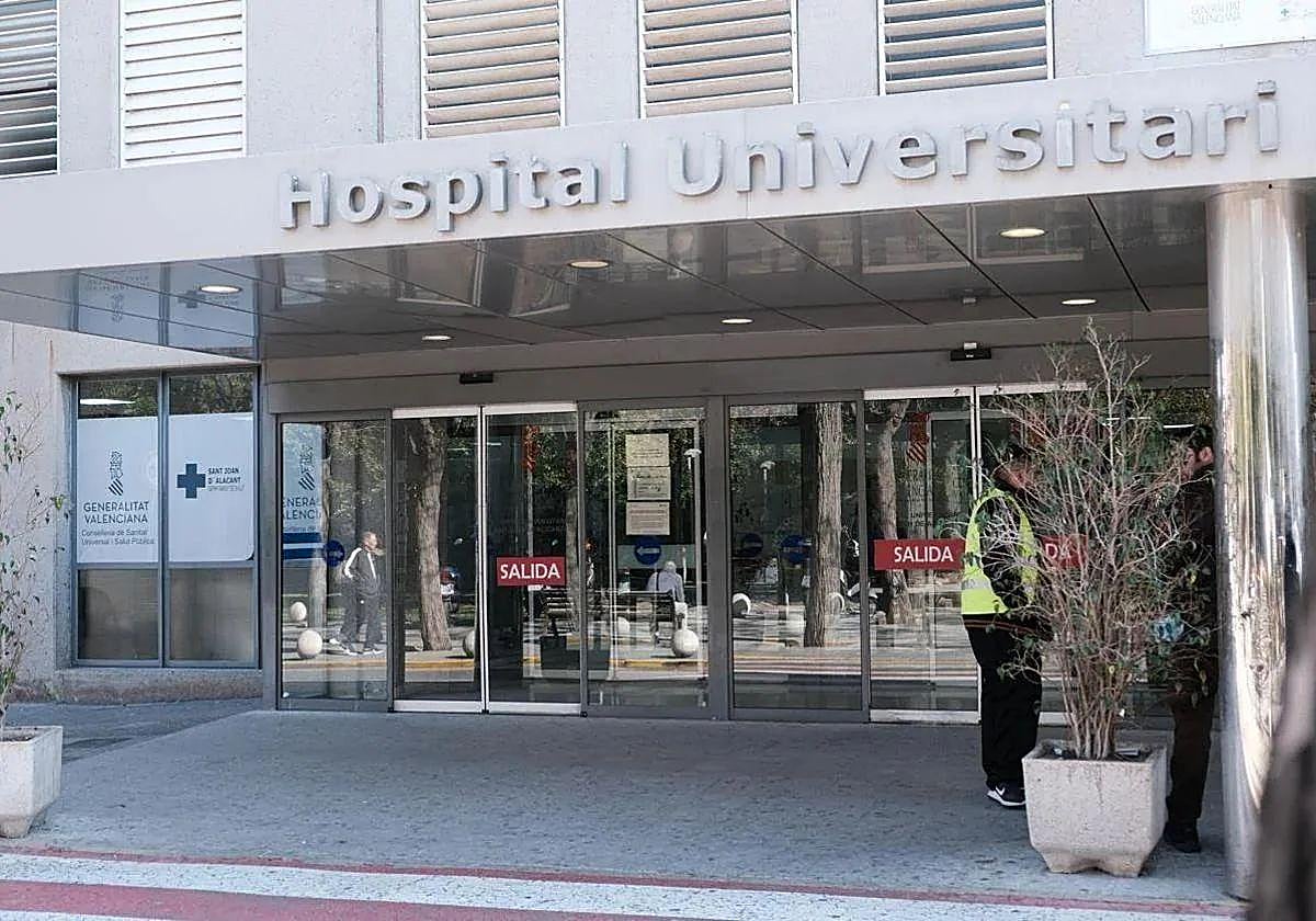 Acceso al Hospital Universitari de Sant Joan d'Alacant.