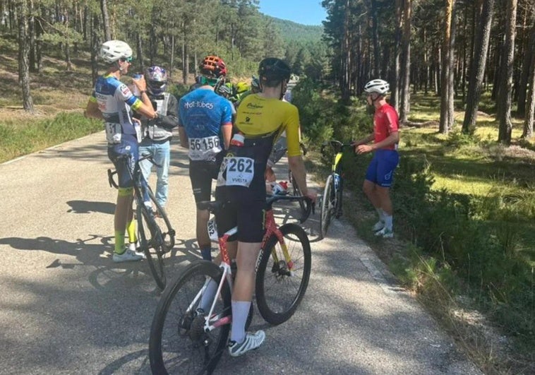Muere un ciclista de 18 años tras una caída masiva en Soria