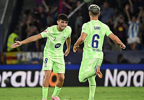 El Barça gana con épica en el Ciutat de València