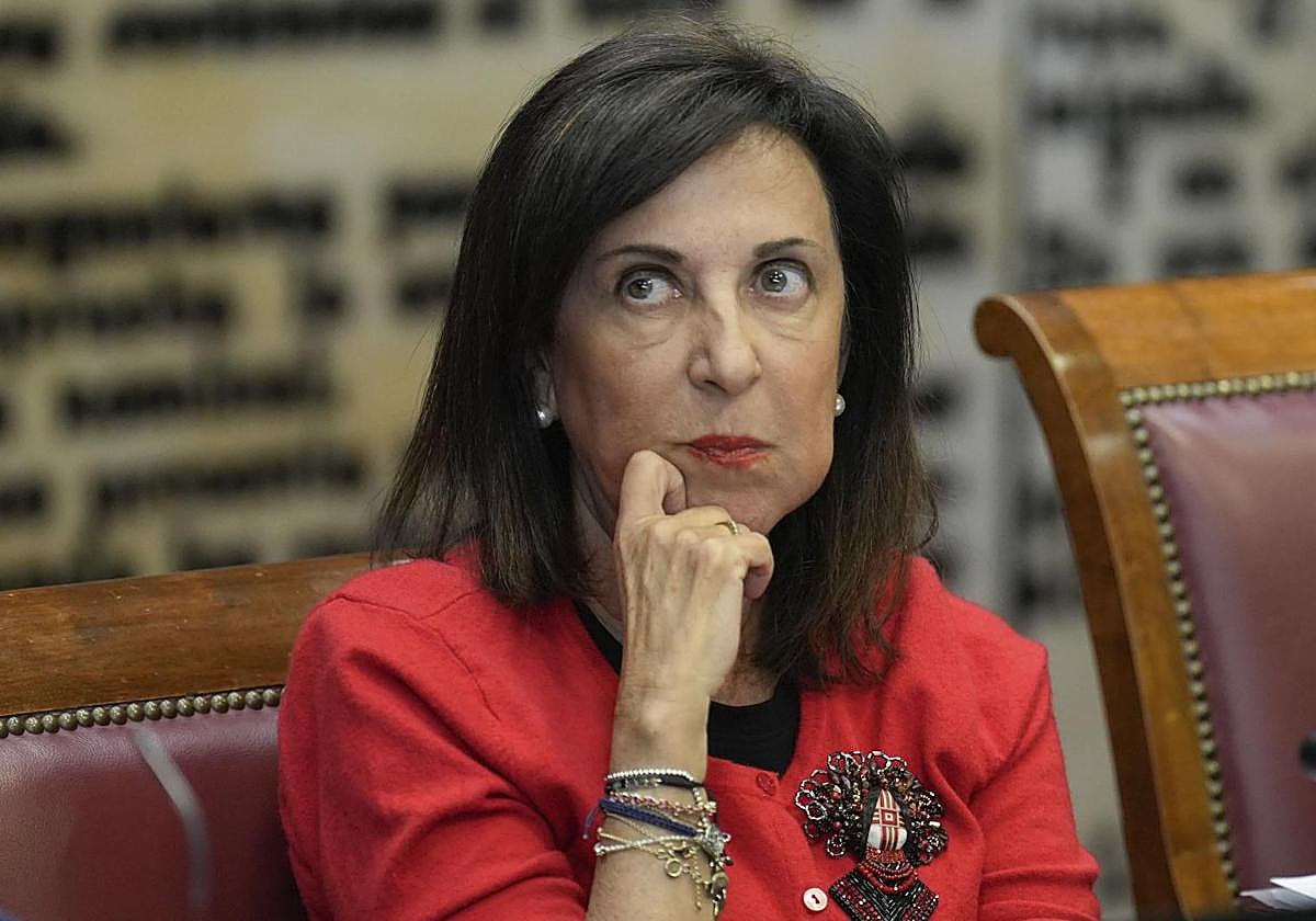 La ministra de Defensa, Margarita Robles, compareciendo este martes en el Senado