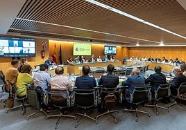 Segunda reunión de Carlos Cuerpo con los sectores afectados por los aranceles de EE UU