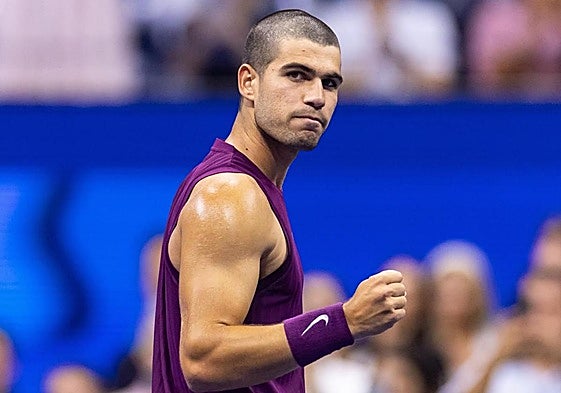 Alcaraz, irresistible, da una lección al italiano Bellucci