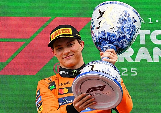 Oscar Piastri celebra su triunfo en el GP de los Países Bajos.