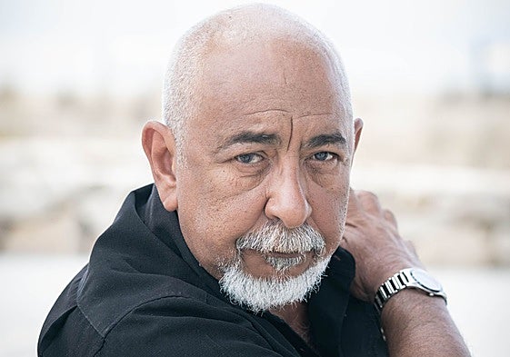El escritor cubano Leonardo Padura.