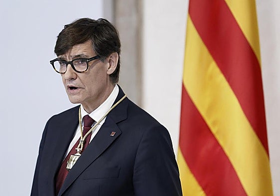Salvador Illa, president de la Generalitat, y Carles Puigdemont, líder de Junts