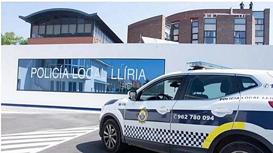 Detenido por masturbarse delante de un grupo de niñas en la piscina municipal de Llíria