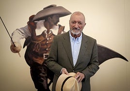 Arturo Pérez-Reverte.