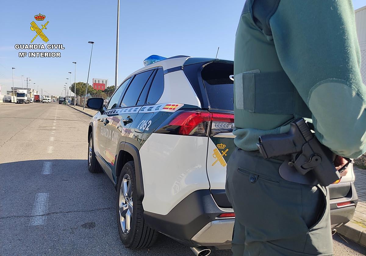 Imagen de archivo. Un agente de la Guardia Civil en servicio.