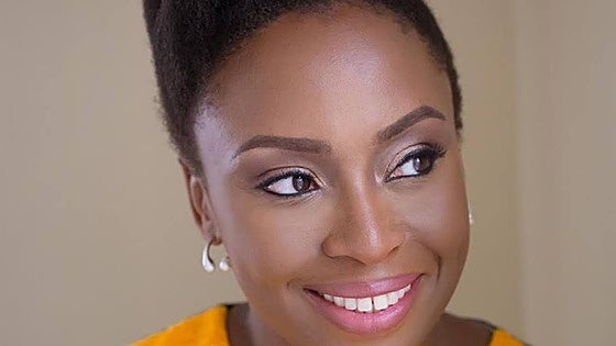 «La amistad entre mujeres es revolucionaria», asegura Chimamanda Ngozi Adichie