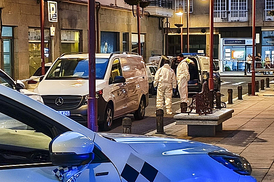 Investigan a un joven por la muerte violenta de su madre en Vilagarcía