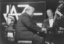 El pianista Oscar Peterson durante su actuación en el Festival de Jazz de Vitoria en 1991.