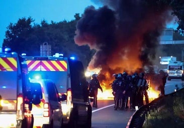 Las protestas que hoy pretenden paralizar Francia dejan ya docenas de disturbios y 200 detenidos