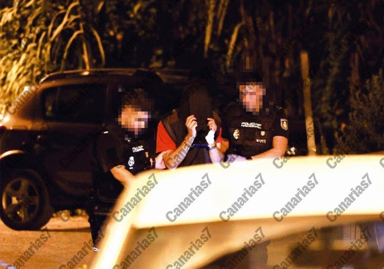 El hombre que acuchilló a su madre en Canarias: «Fui yo quien la mató, ella me hacía brujería»