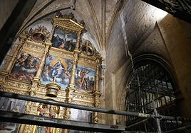 Imágenes de las obras de afianzamiento de la Mezquita-Catedral de Córdoba tras el incendio.