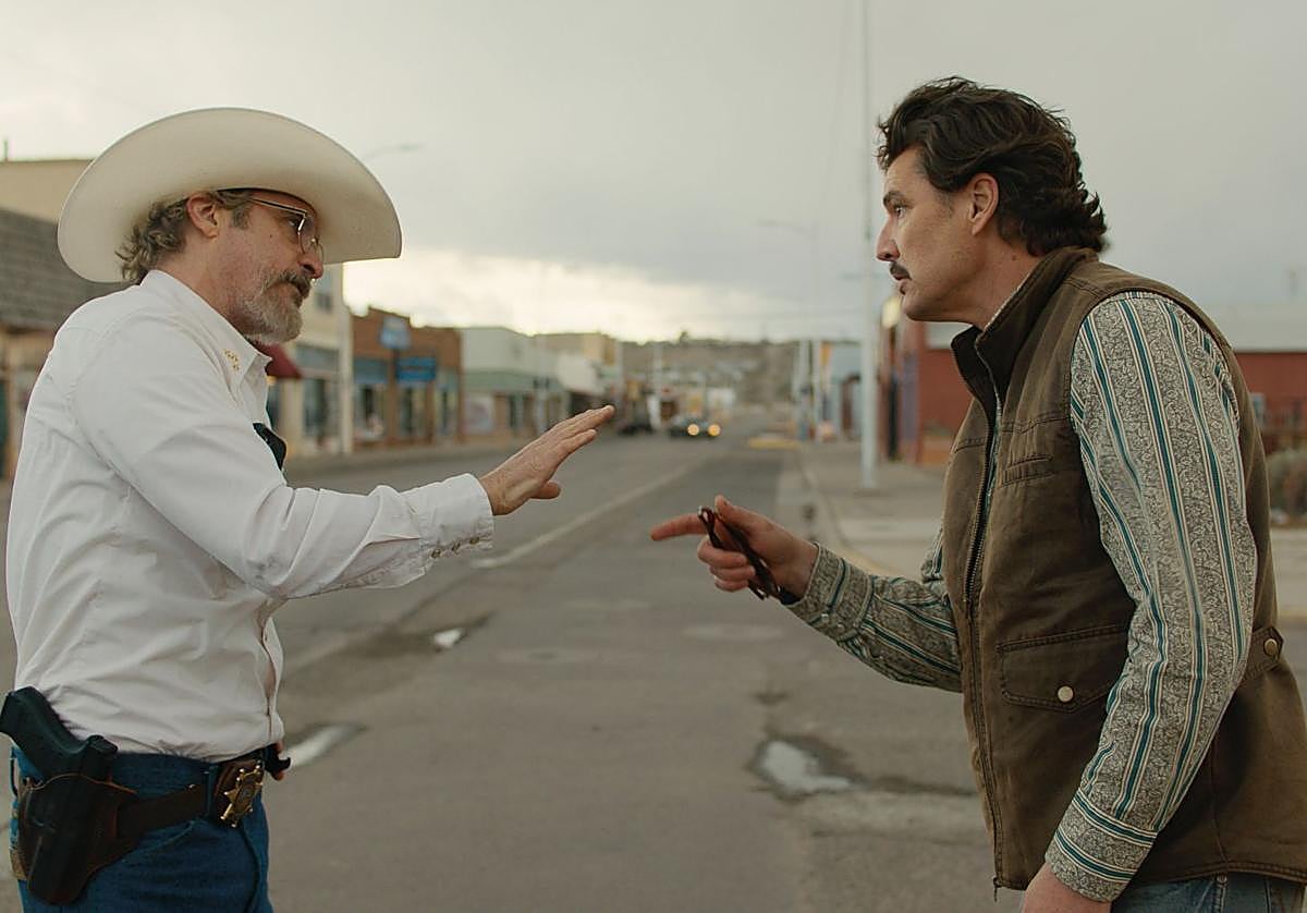 Joaquin Phoenix y Pedro Pascal, en un fotograma de la película.
