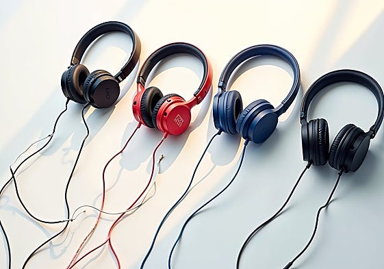 Sonido de calidad y comodidad diaria con estos auriculares con cable