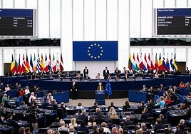 La presidenta de la Comisión Europea, Ursula von der Leyen, al pronunciar su discurso anual sobre el Estado de la Unión, el miércoles en Estrasburgo.