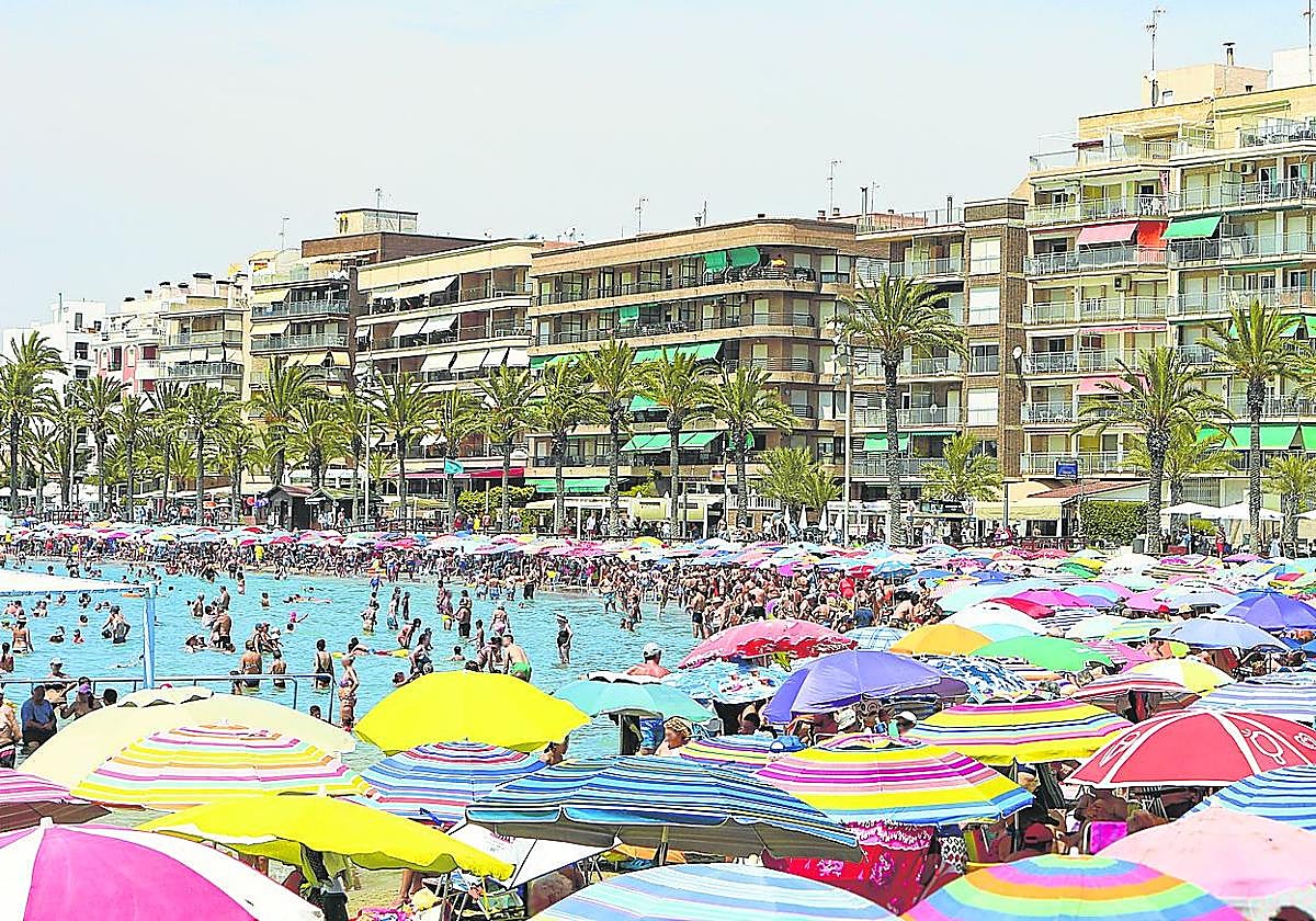 La oferta de viviendas de alquiler turístico creció en toda España el pasado año.