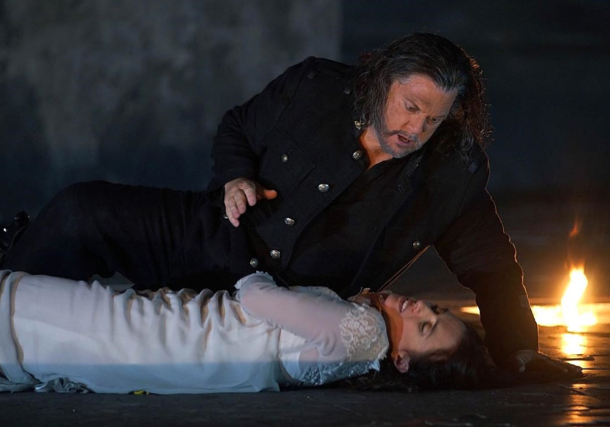 Una escena de la producción de 'Otello' que abre temporada en el Teatro Real.