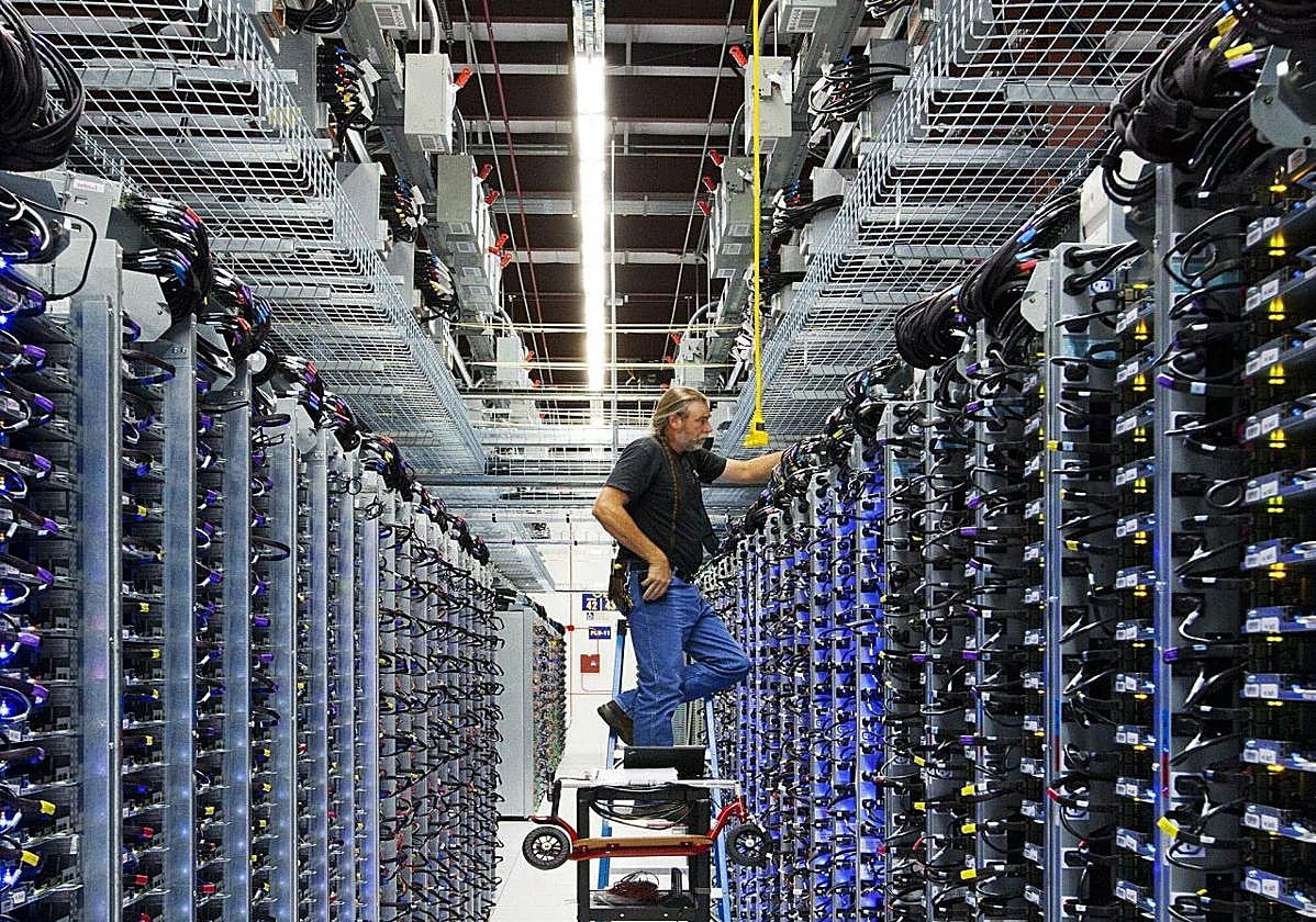 El interior de un centro de datos de Google.