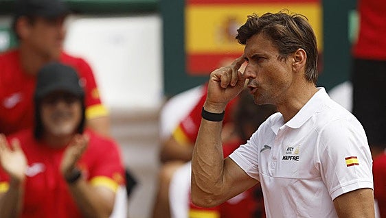 La unidad B pone en un dilema a David Ferrer