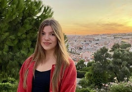 La Casa Real distribuye fotografías de la infanta Sofía en Lisboa, donde estudia este año.