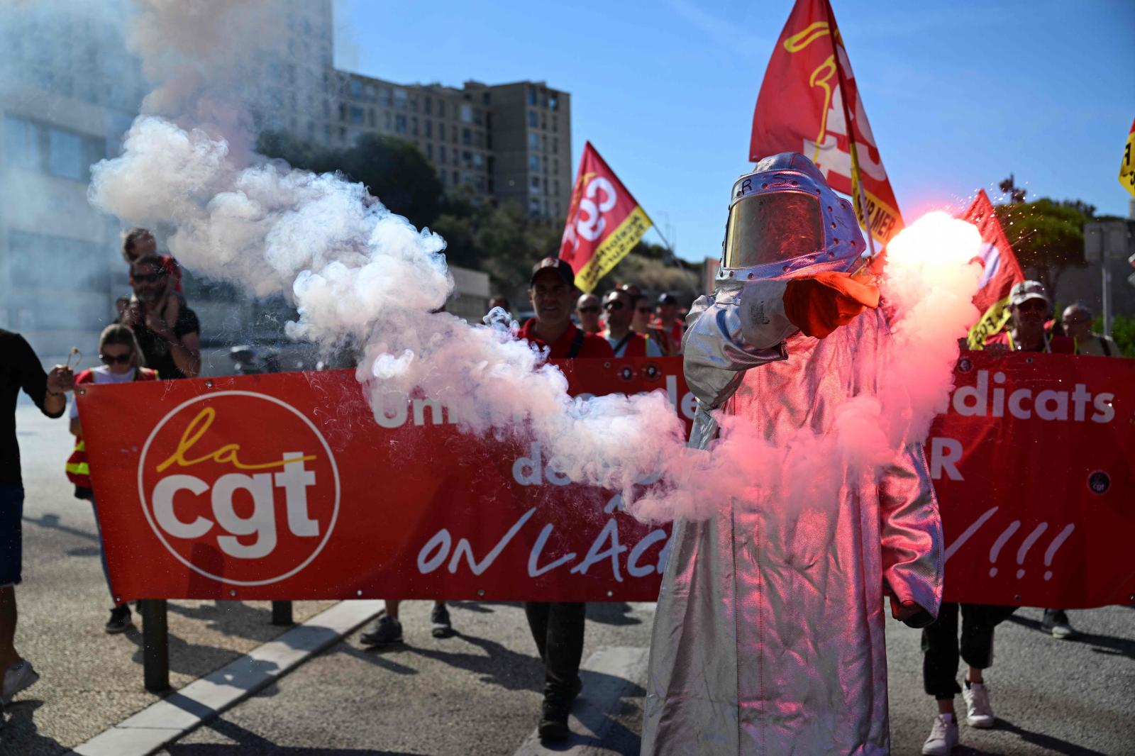 Así se vive en Francia la nueva jornada de huelga general