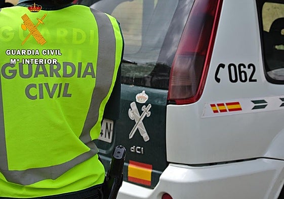 Patrulla de la Guardia Civil.