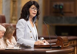 La ministra de Igualda, Ana Redondo, durante la sesión de control al Gobierno del pasado miércoles en el Congreso.
