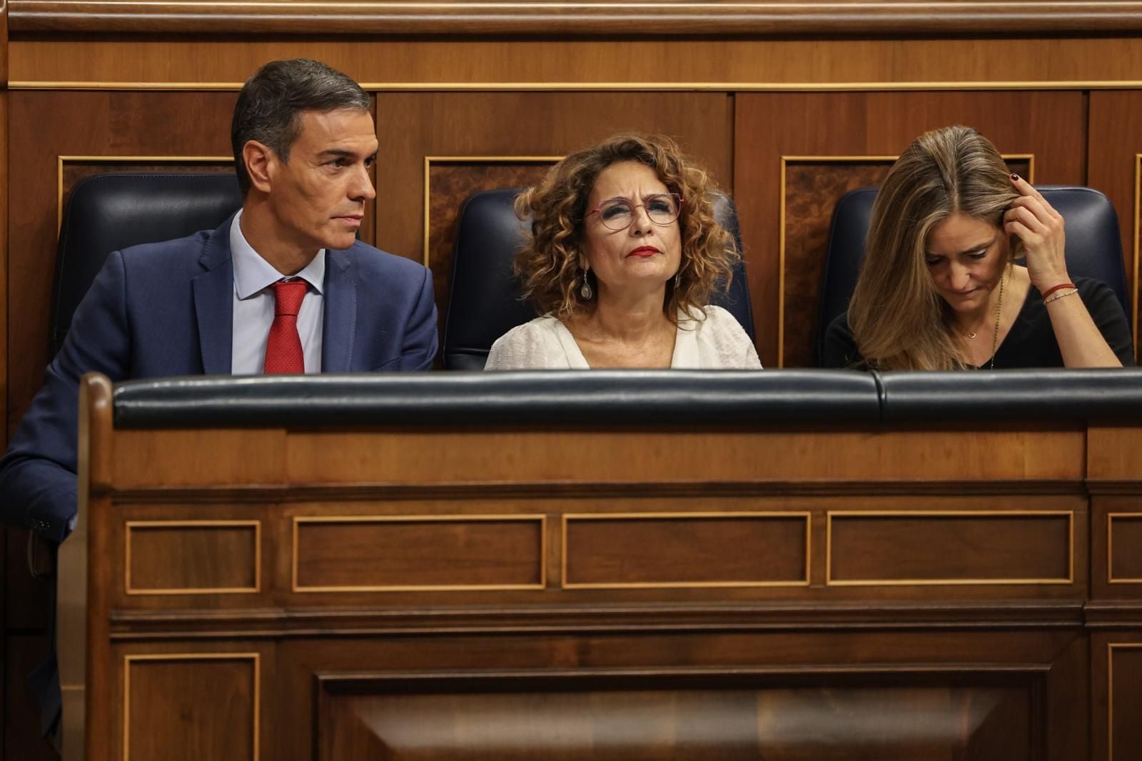 Pedro Sánchez junto a María Jesús Montero y Sara Aagesen en la sesión de control al Gobierno en el Congreso del pasado miércoles.