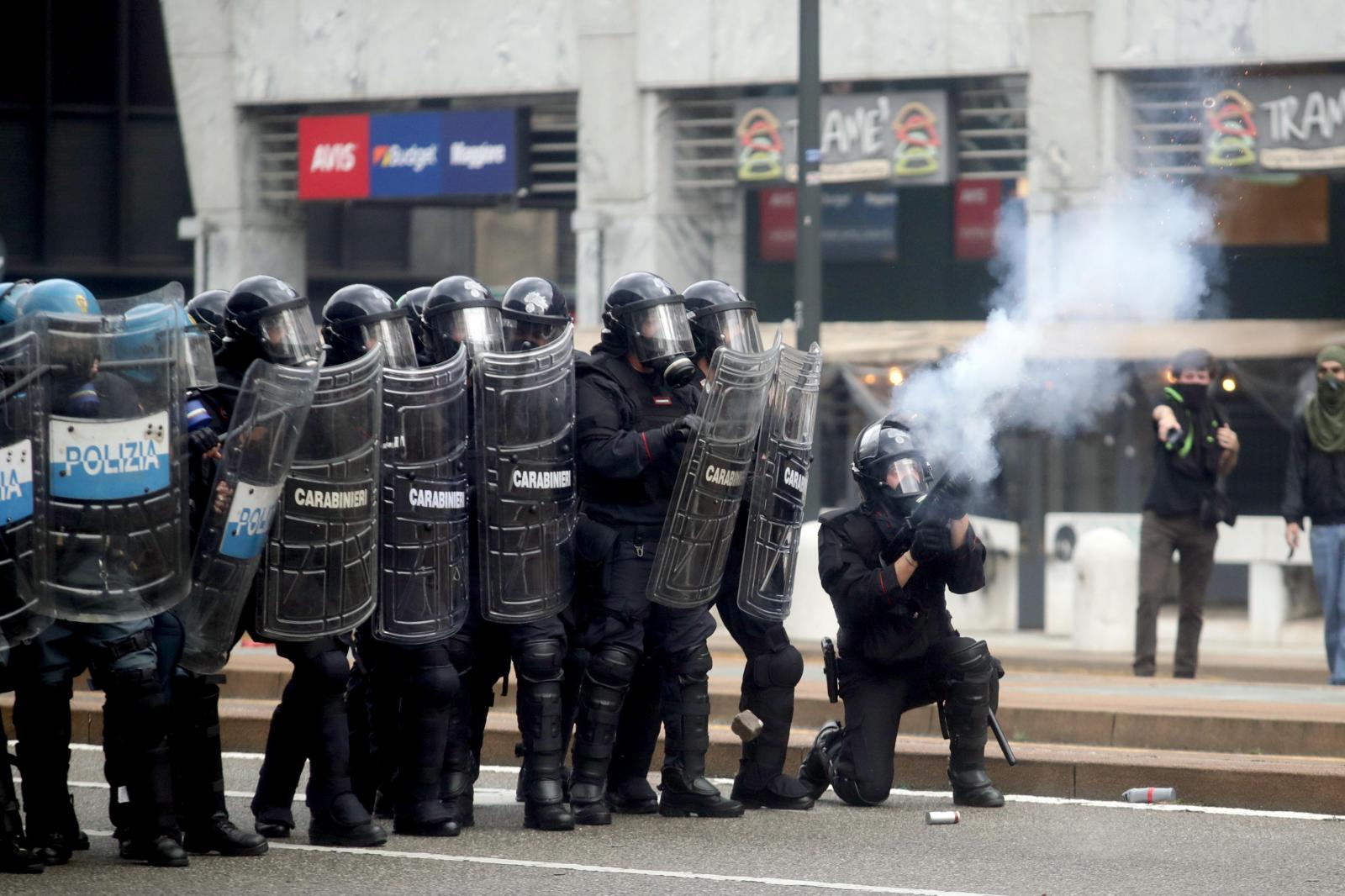 Miles de italianos toman las calles de varias ciudades en solidaridad con Gaza
