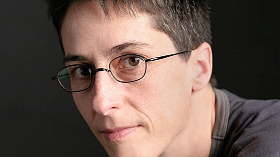 Alison Bechdel: «Todo se está poniendo un poco siniestro, pero reírse sigue siendo fundamental»