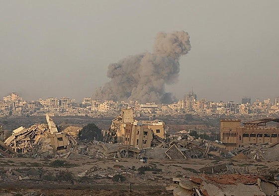 Un bombardeo israelí sobre la ciudad de Gaza.