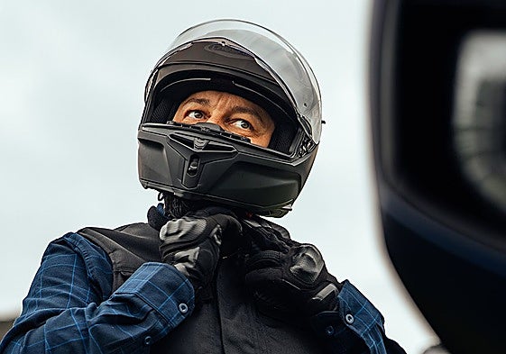 Casi la mitad de los moteros considera que los cruces son peligrosos.