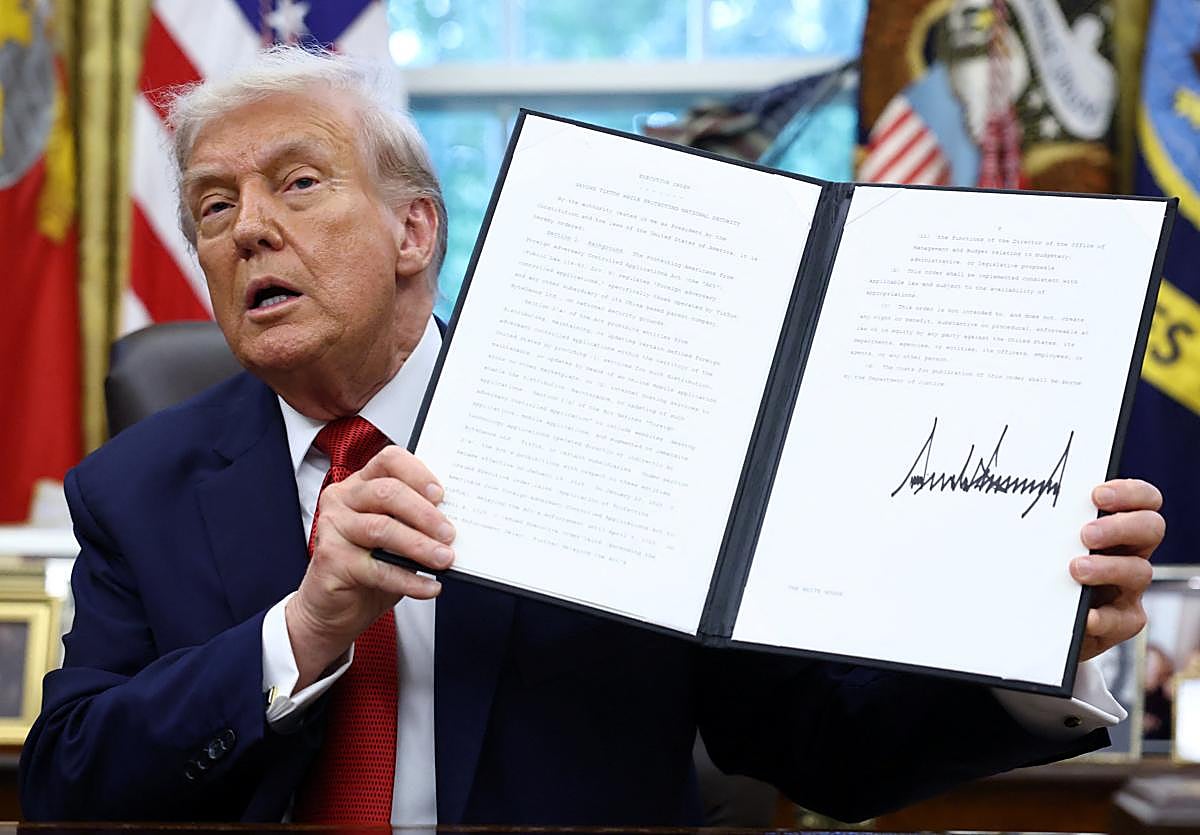 Trump, tras firmar la orden que permite a TikTok ser comprada en EE UU.