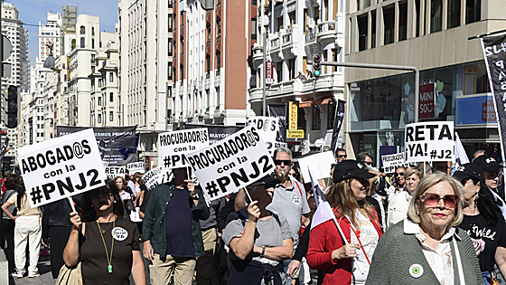 Los mutualistas se movilizan en Madrid para que la pasarela al RETA cuente todos los años cotizados