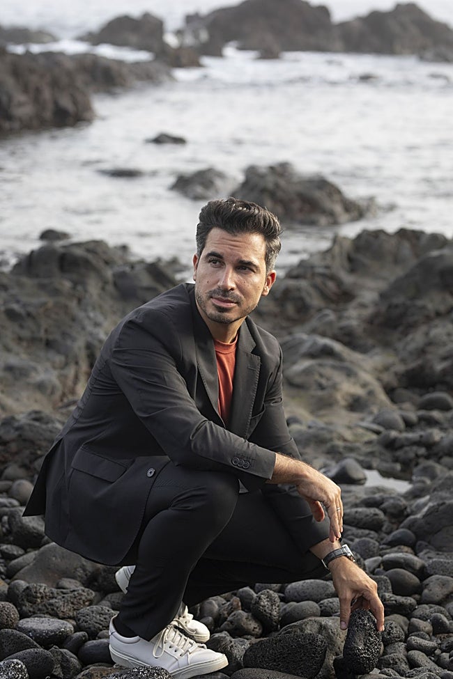 Javier Castillo en el Puerto de la Cruz, Tenerife.