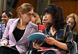 Mónica García y Ana Redondo, hoy, en el acto por el 40 aniversario de la despenalización del aborto.
