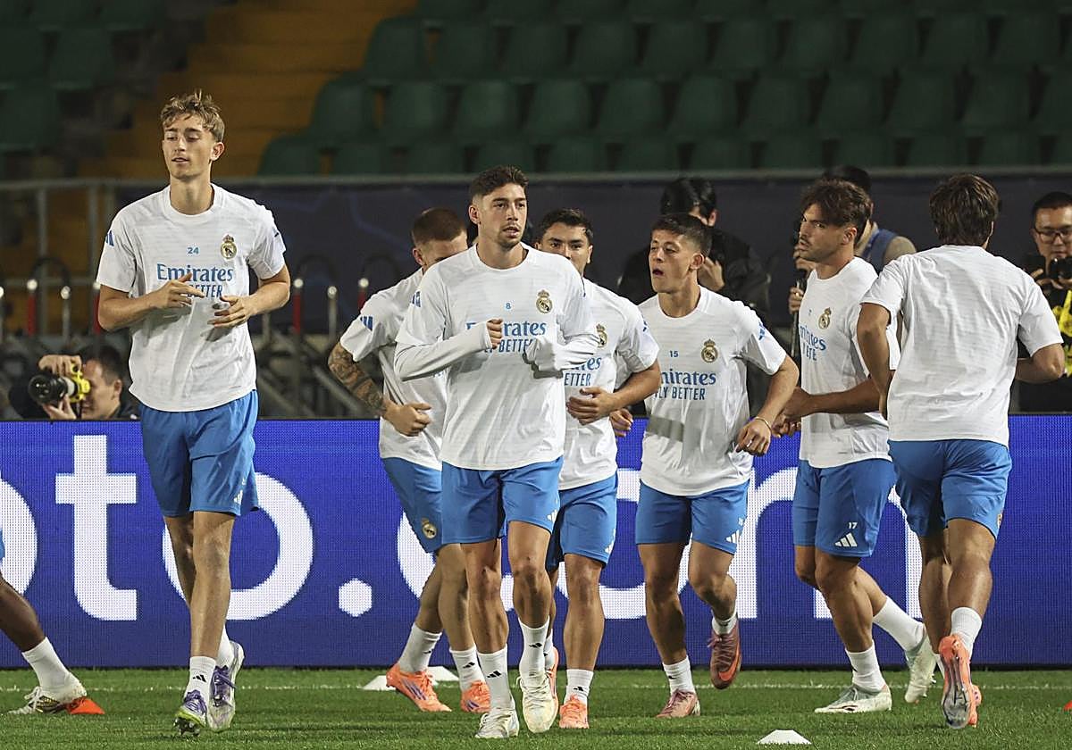 Los jugadores del Real Madrid preparan el duelo con el Kairat Almaty.