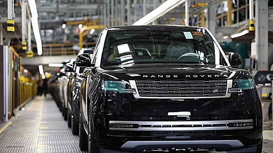 Jaguar Land Rover busca 2.294 millones de euros para mitigar el impacto del ciberataque